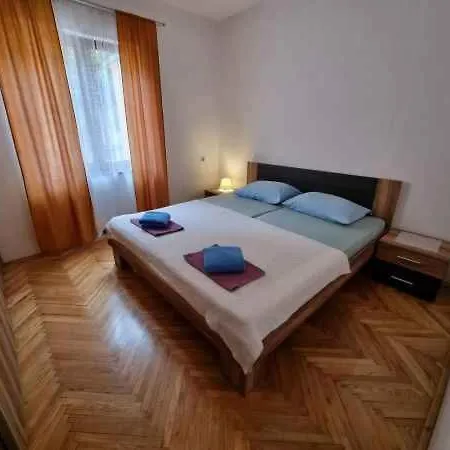 In 54062 Crikvenica