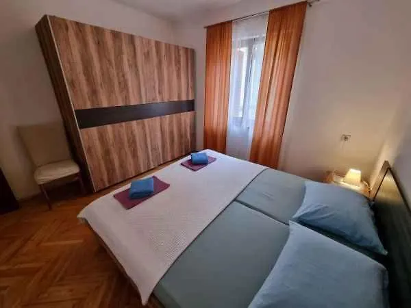 In 54062 Apartman *