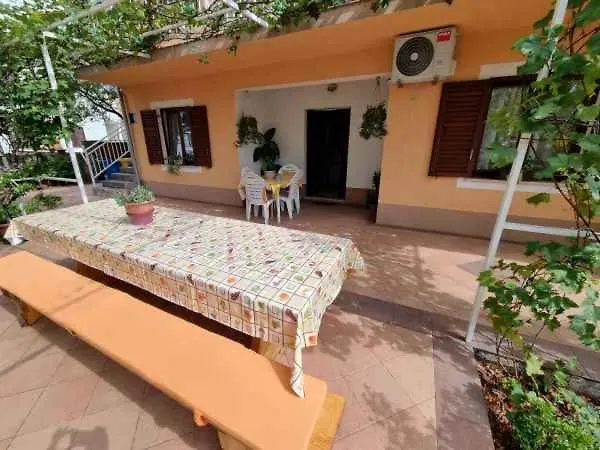 Apartman In 54062